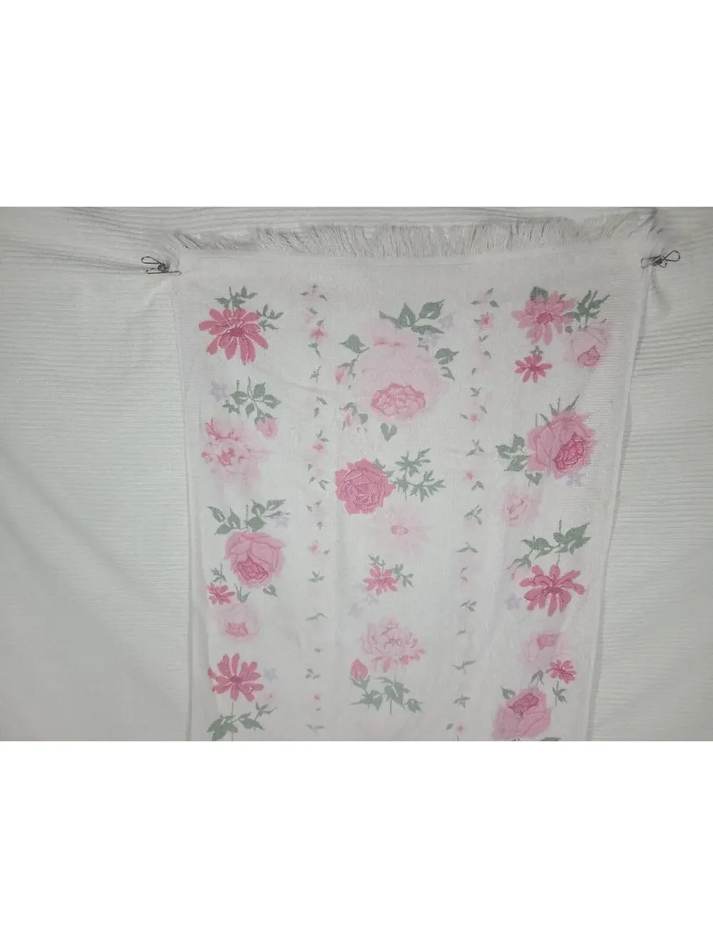 Set of 2 1960s Rose Print Bath Towel 100% Cotton Retro Vintage Bathroom Pinup